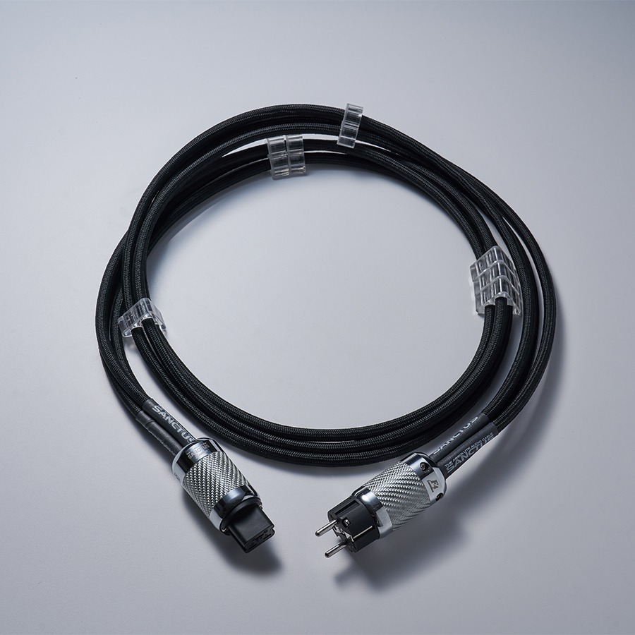 F4 Carbon Power Cable